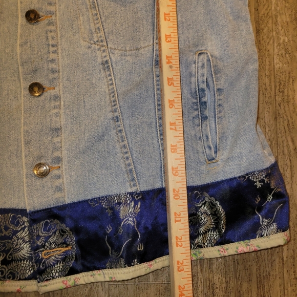 Vintage Newport News Jeanology Jacket Size 14 Y2K Dragon FloralEmbroidered Denim - Picture 11 of 14